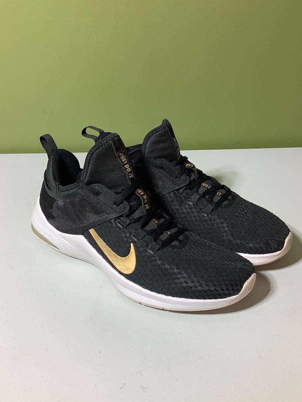 Nike Air Max Bella Tr2 black and gold trainers, size 11